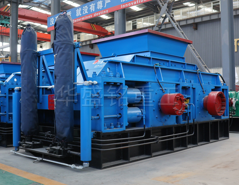 產能在100噸片麻巖制砂機優勢有哪些？